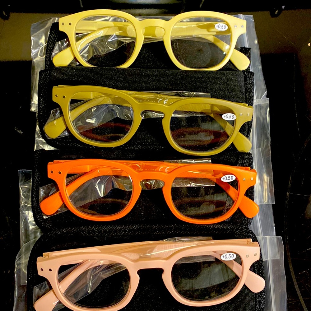 +.05 magnifier readers